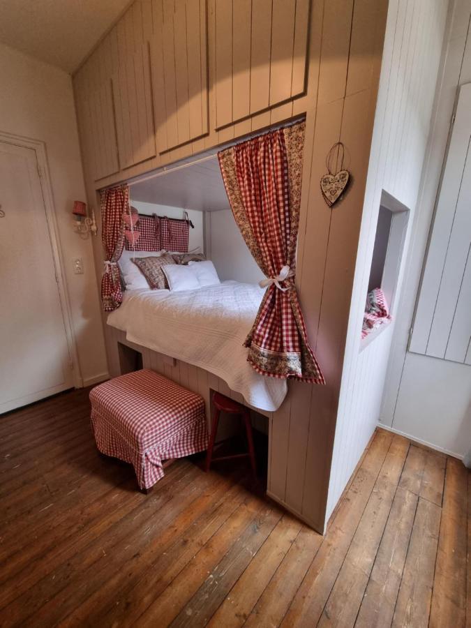 Doppelzimmer mit Gemeinschaftsbad